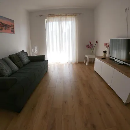 Bulin Apartment *